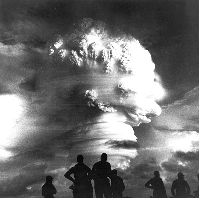 _hardtack_i_a_thermonuclear_detonation_during_the_pacific_tests_in_1958.jpg