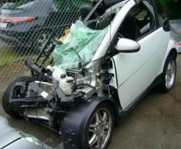 120610-smart-car-wreck.jpg