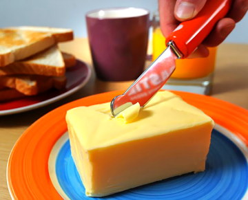 Electric-heated-butter-knife-by-Warburtons.jpg