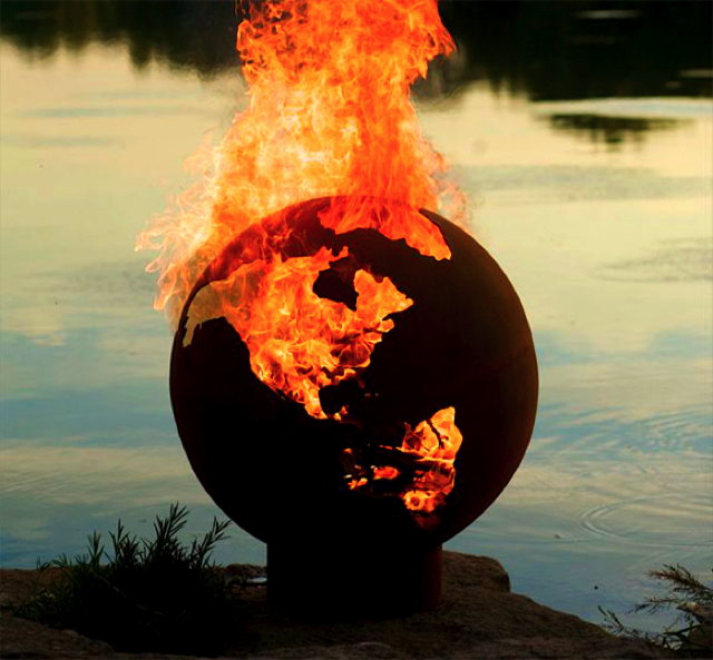 Planet-Earth-Sculptural-Fire-Pit.jpg