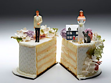 divorce-wedding-cake.jpg