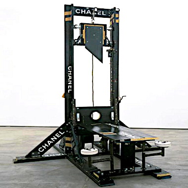 guillotine-2.jpg