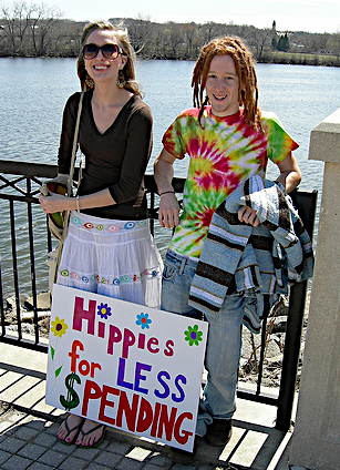 hippiesspwnding.jpg