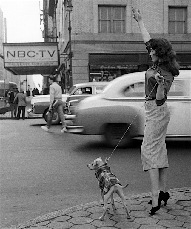 woman-catches-a-taxi-new-york-1956.jpg